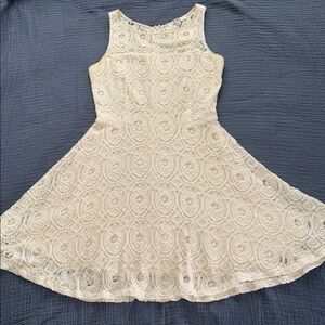 BB Dakota  Women’s Cream Sleeveless A-Line Dress EUC 2